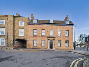 Photo 13- click for photo gallery